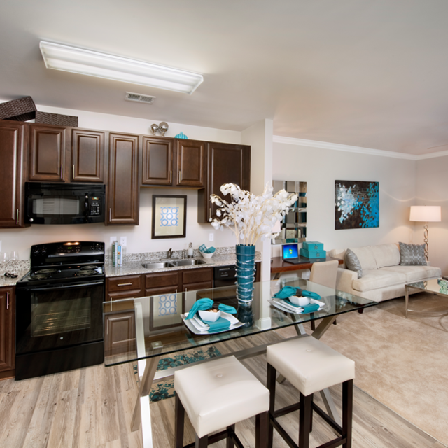 Cary, NC Apartment Century Tryon Place Home