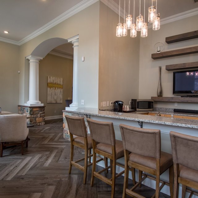 Frederick Apartments Century Clearbrook Gallery