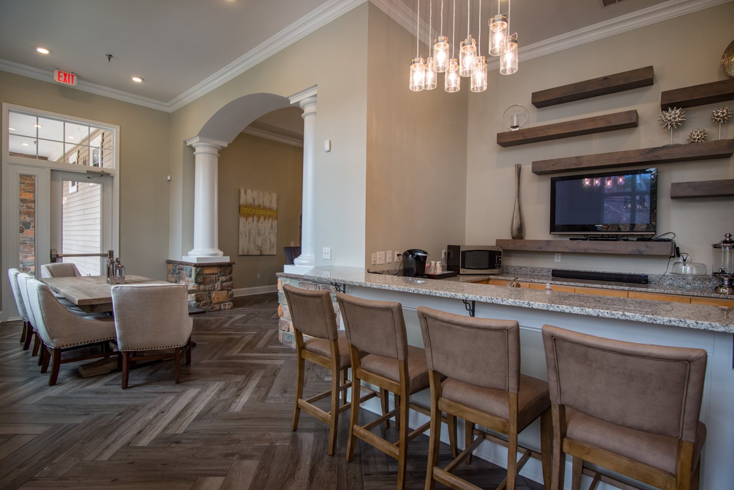 Frederick Apartments Century Clearbrook Gallery